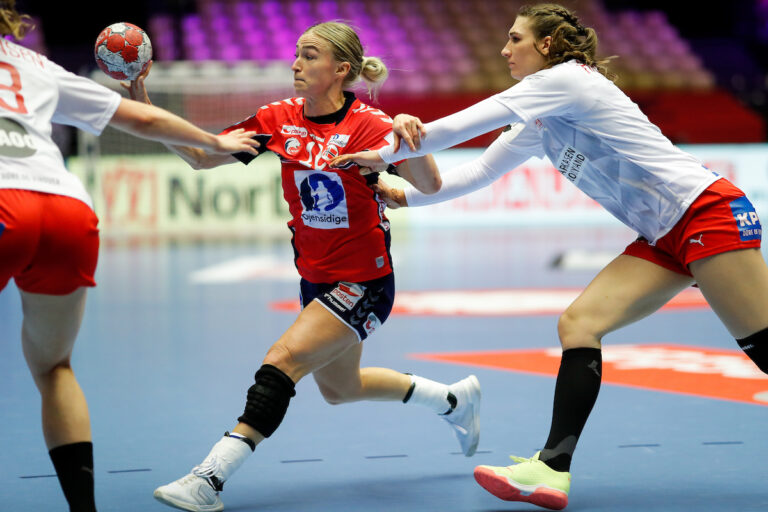 Norwegian Domination In BEST 8 Of Women's Handball 2020 | Handball Planet